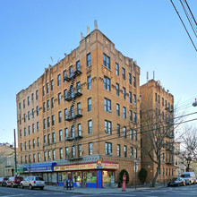 115 Logan St in Brooklyn, NY - Foto de edificio - Building Photo