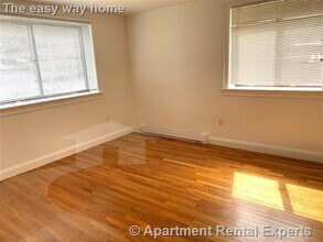 134 Summer St, Unit #17 in Malden, MA - Building Photo - Building Photo