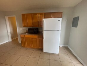 103 W 17th St in Columbia, TN - Building Photo - Building Photo