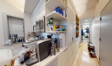 117 Auburn St, Unit 13A in Cambridge, MA - Building Photo - Building Photo