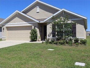 4676 Sigcom Pl in Wildwood, FL - Building Photo - Building Photo