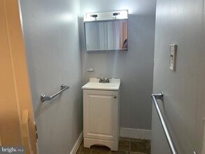 6012 Ogontz Ave in Philadelphia, PA - Building Photo - Building Photo