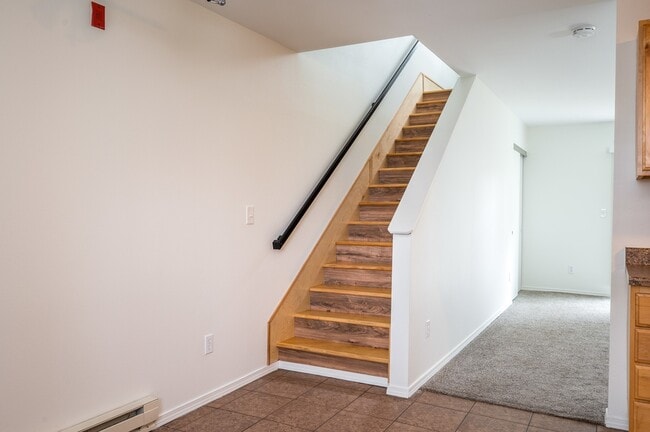 The Modern at Canyon Creek in Vancouver, WA - Building Photo - Building Photo