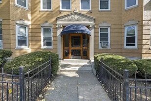 145 Chiswick Rd, Unit 8 in Boston, MA - Building Photo