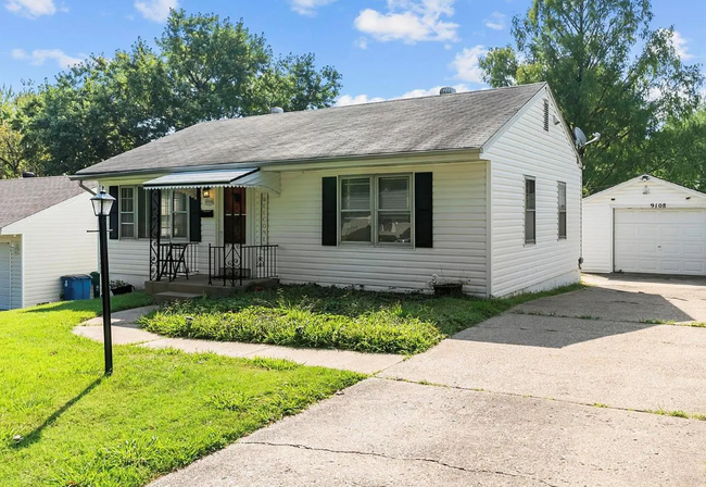 9108 Leamont Dr in Jennings, MO - Building Photo - Building Photo