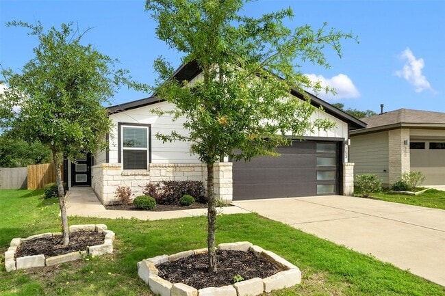 253 Deserti Rd in Leander, TX - Foto de edificio - Building Photo