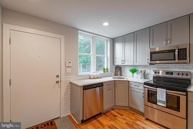 property at 2535 Annin St