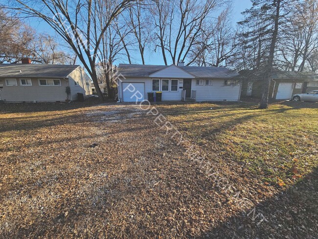 property at 7405 E 109th St