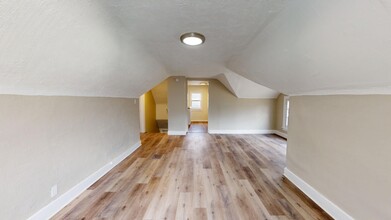 294 Madison Ave in Akron, OH - Foto de edificio - Building Photo