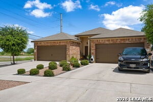 1100-1102 Stanley Wy in Seguin, TX - Building Photo - Building Photo