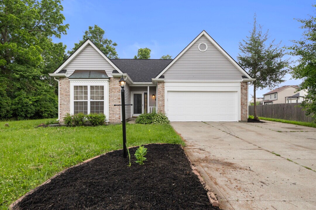 3415 Waterloo Dr in Indianapolis, IN - Building Photo