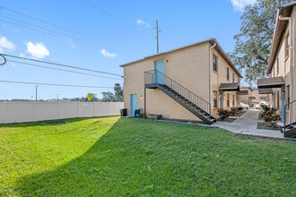 6910 N 22nd St, Unit 6910 A in Tampa, FL - Building Photo - Building Photo