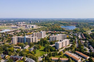 450 Sandringham Crescent in London, ON - Building Photo - Building Photo