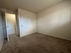 1380 Kittyhawk Ave in Gardnerville, NV - Building Photo - Building Photo