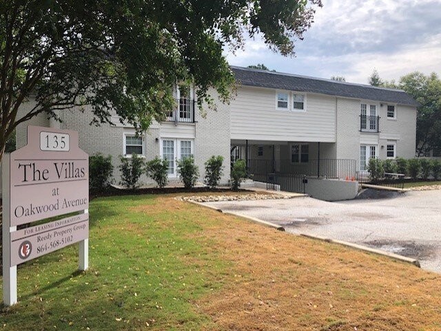 135 Oakwood Ave-Unit -G in Spartanburg, SC - Building Photo
