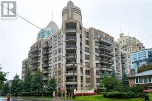 19 Barberry Pl in Toronto, ON - Building Photo