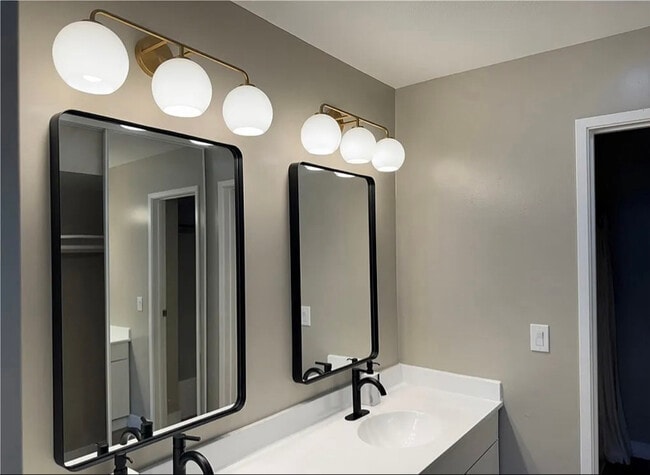 property at 28691 Via Las Flores