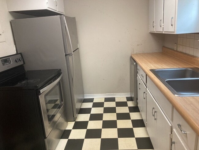 100 Edwards St in Tallahassee, FL - Building Photo - Building Photo