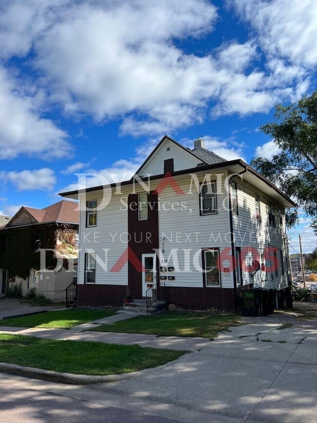 330 N Spring Ave in Sioux Falls, SD - Building Photo - Building Photo
