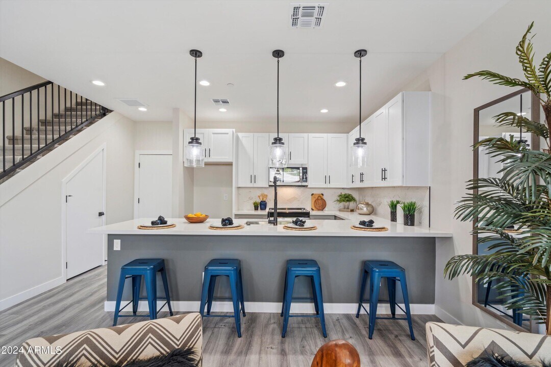 1642 E Monte Vista Rd in Phoenix, AZ - Building Photo