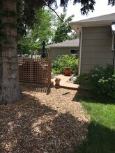 6385 S Crocker St in Littleton, CO - Foto de edificio - Building Photo