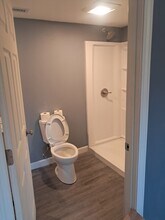 23 High St, Unit 23 B in Antrim, NH - Building Photo - Building Photo