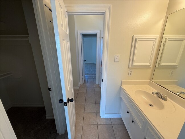 property at 2906 Castlerock Ct