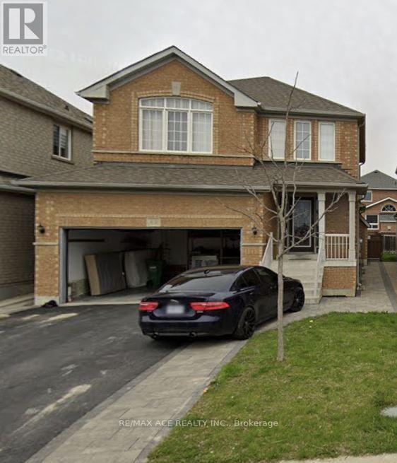 42 Feather Reed Way in Brampton, ON - Building Photo