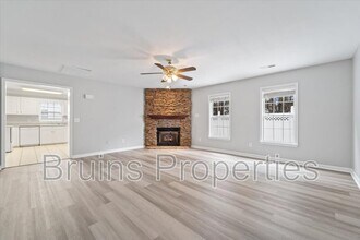 1520 Birkdale Ct in High Point, NC - Building Photo - Building Photo