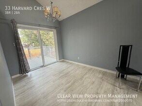 33 Harvard Crescent W in Lethbridge, AB - Building Photo - Building Photo