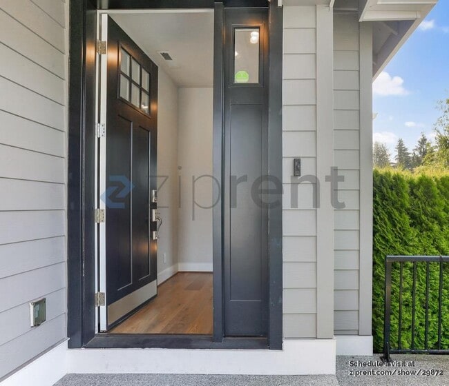 11500 174th Ave NE in Redmond, WA - Building Photo - Building Photo