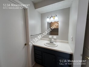 6211 Graceland Ave, Unit 1 in Cincinnati, OH - Building Photo - Building Photo