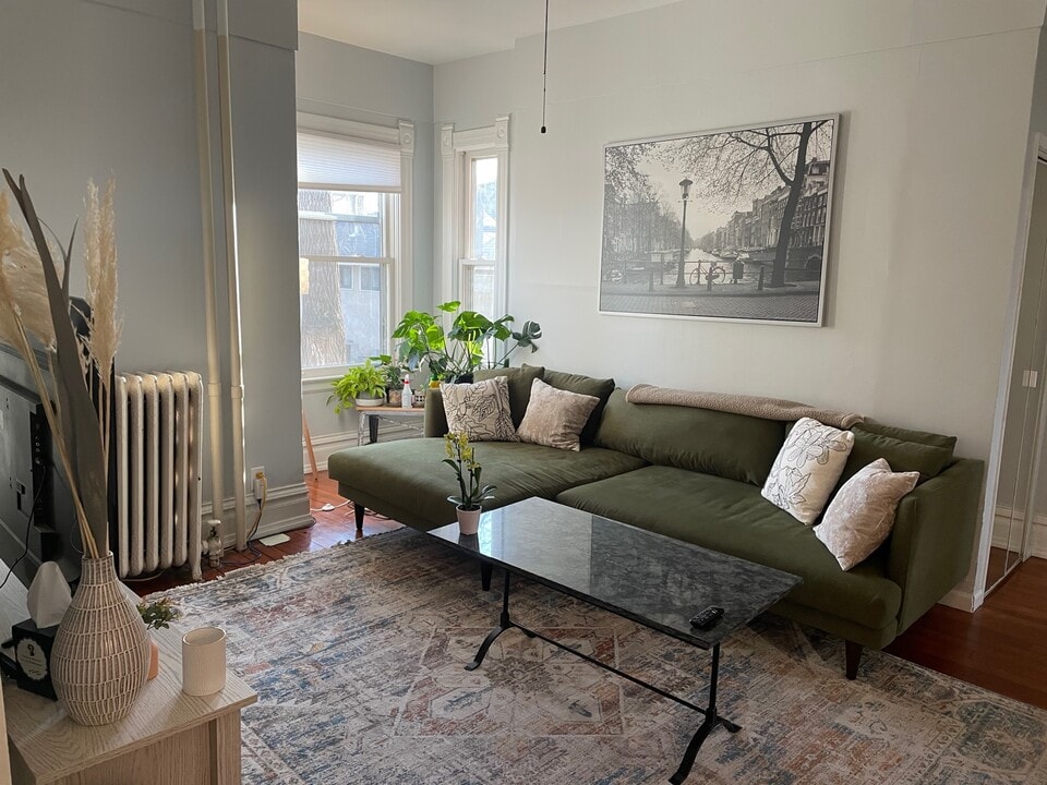 5609 34th Ave S, Unit 1 in Minneapolis, MN - Foto de edificio