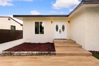 344 Pamela Rd in Monrovia, CA - Building Photo - Building Photo