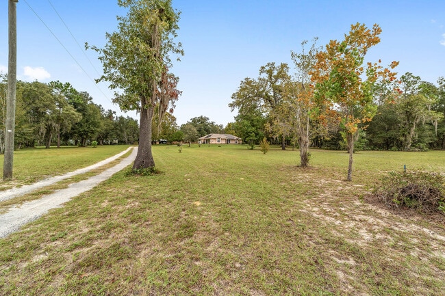 property at 13371 US-27