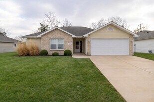 1606 Typhoon Dr in Columbia, MO - Building Photo