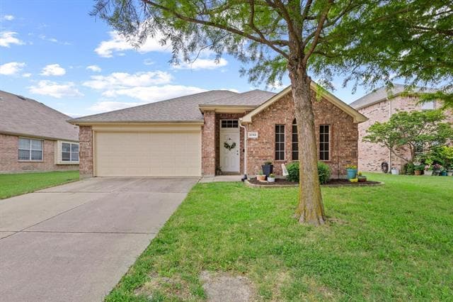 property at 3705 Applewood Rd