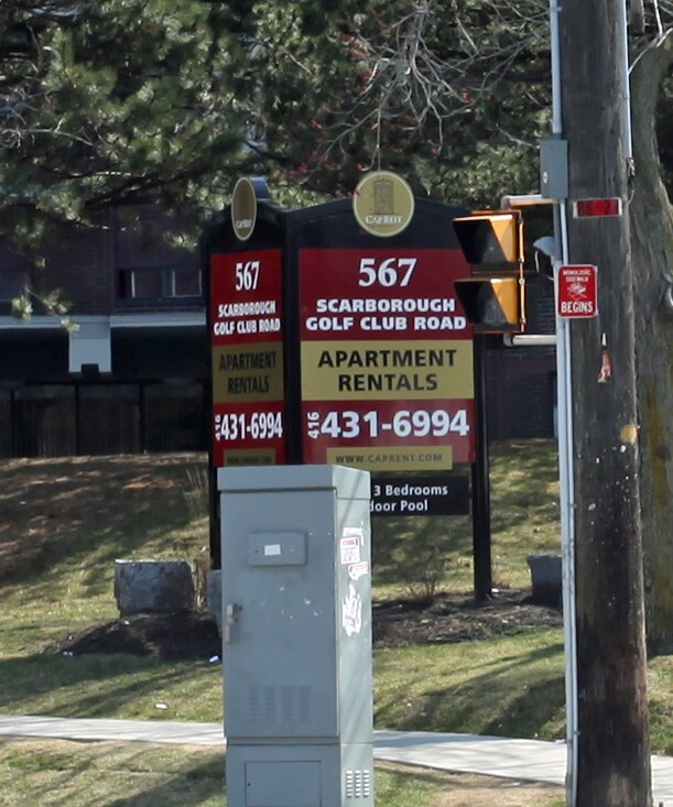 Scarborough Golf Apartments in Toronto, ON - Building Photo - Building Photo