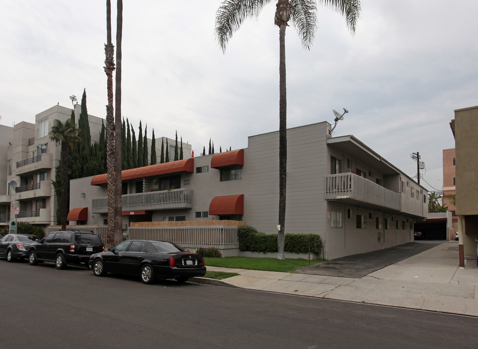 1620 Brockton Ave in Los Angeles, CA - Building Photo