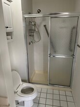 745 Spring Lake Dr in Middle Island, NY - Building Photo - Building Photo