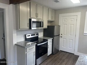 2109 27th St in Lubbock, TX - Building Photo - Building Photo