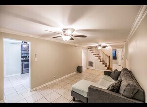 907 N Graycroft Ave in Nashville, TN - Building Photo - Building Photo