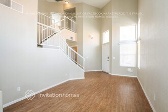 7413 Sunspot Dr in Las Vegas, NV - Building Photo - Building Photo