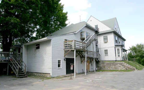 499 Haverhill St in Lawrence, MA - Foto de edificio - Building Photo