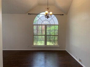 4725 Park Bend Dr in Fort Worth, TX - Building Photo - Building Photo