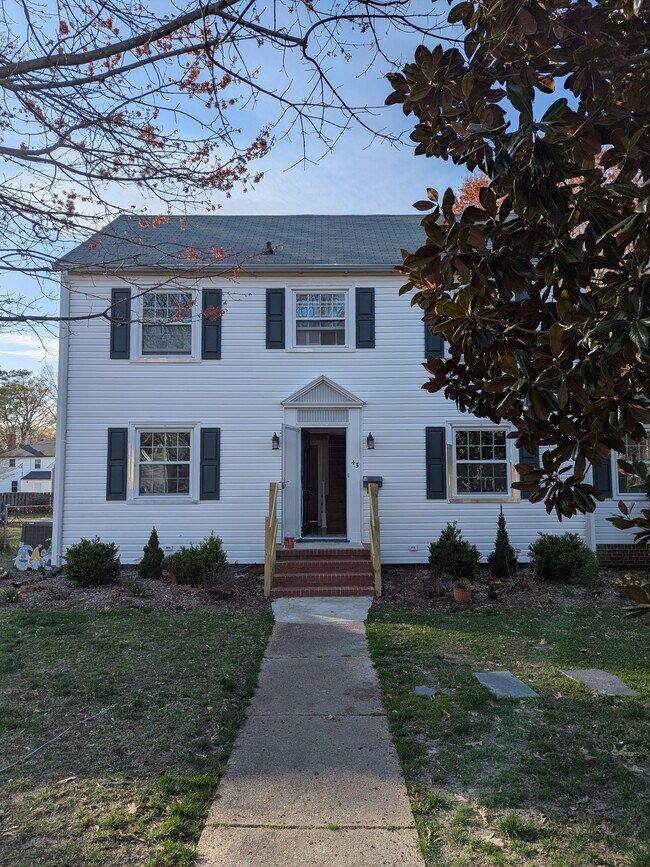 43 Milford Rd in Newport News, VA - Foto de edificio - Building Photo