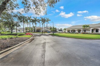 2790 Cypress Trace Cir in Naples, FL - Building Photo - Building Photo