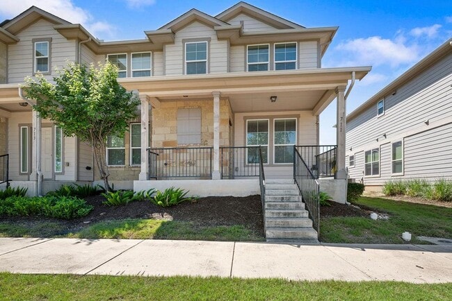 property at 711 Katmai Cir