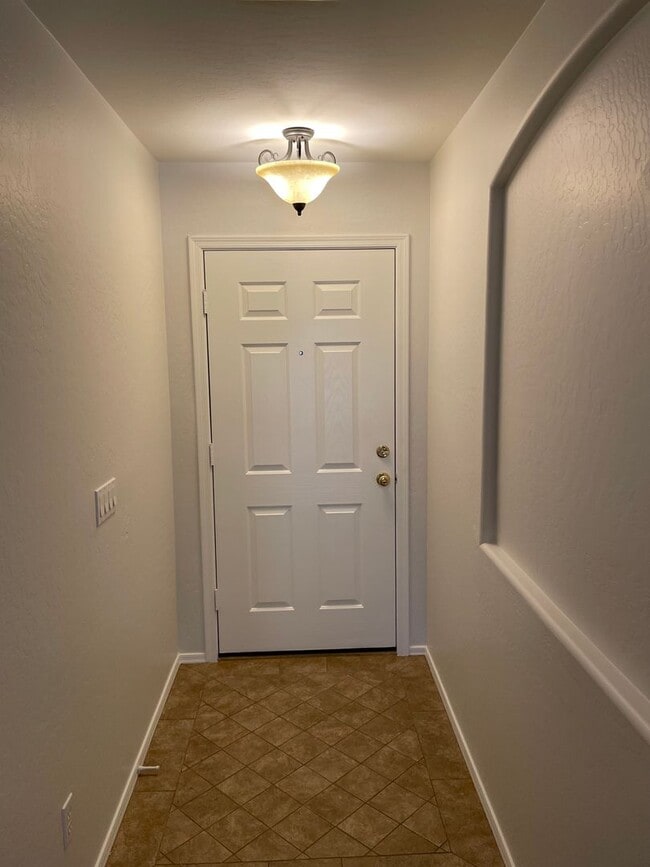 3669 E Ironhorse Rd in Gilbert, AZ - Building Photo - Building Photo