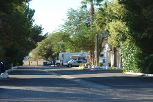 Bullhead RV Park Apartamentos